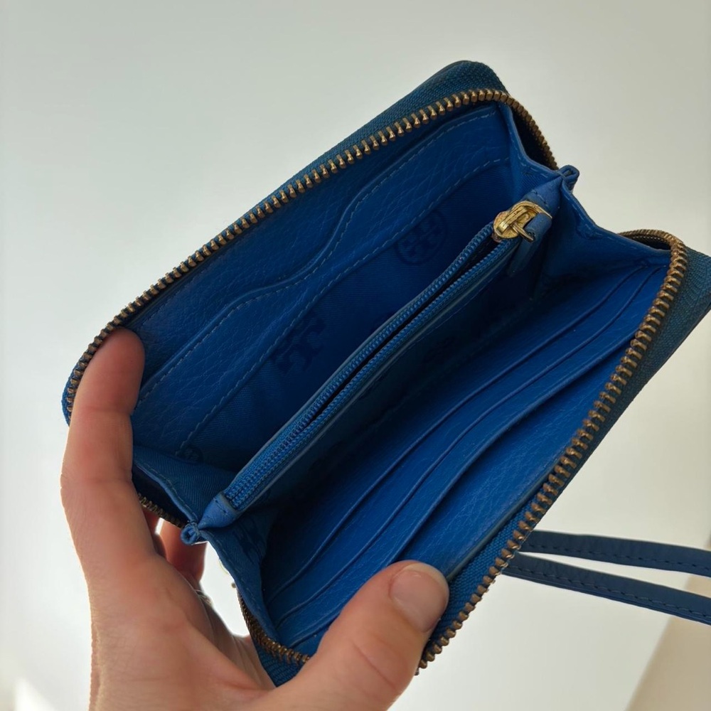 Blue Leather Wristlet Wallet - Picture 4 of 5